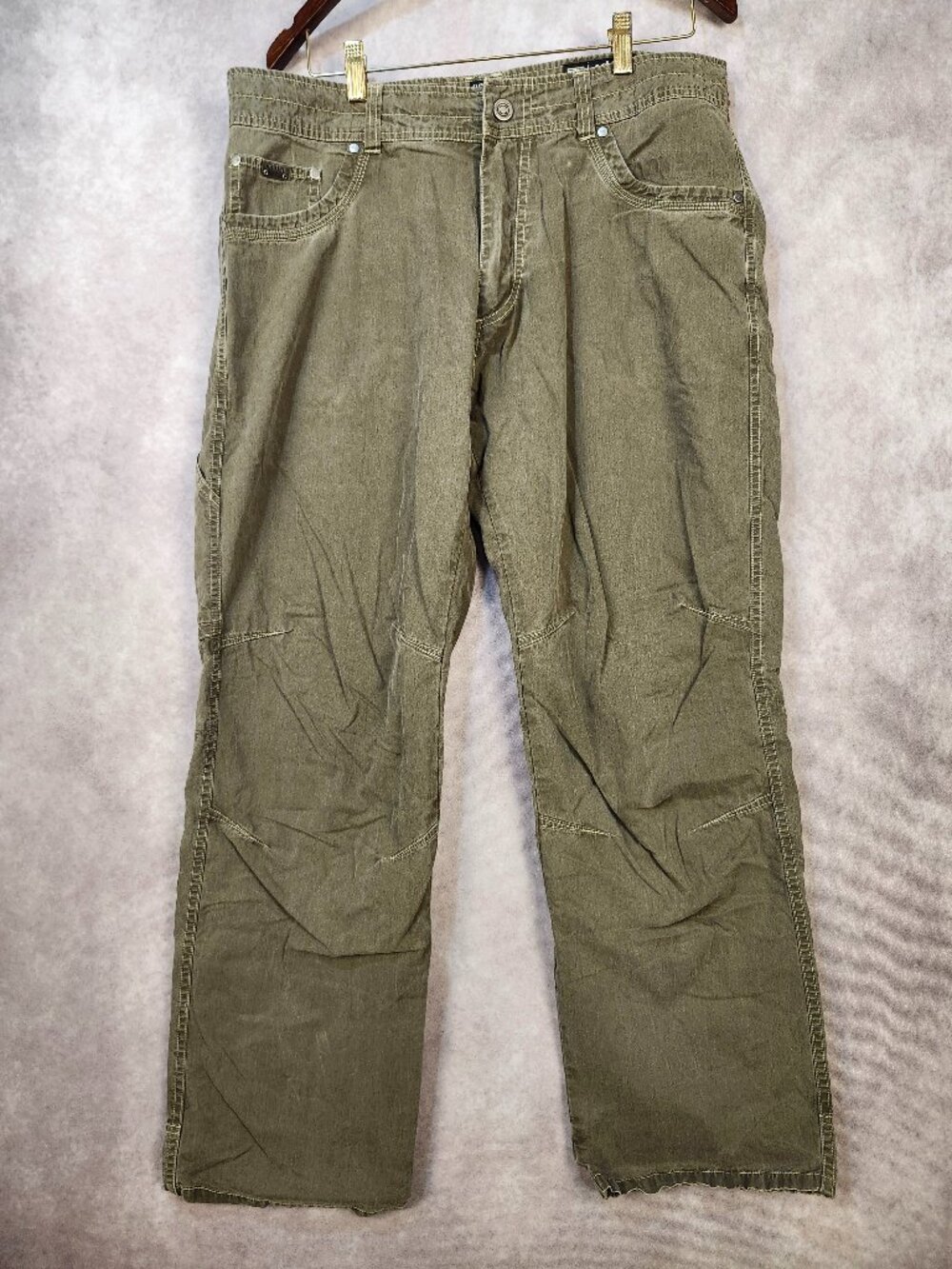 Kuhl Revolvr Green Lightweight Pataina Dyed Hiking Pants Size 36x30